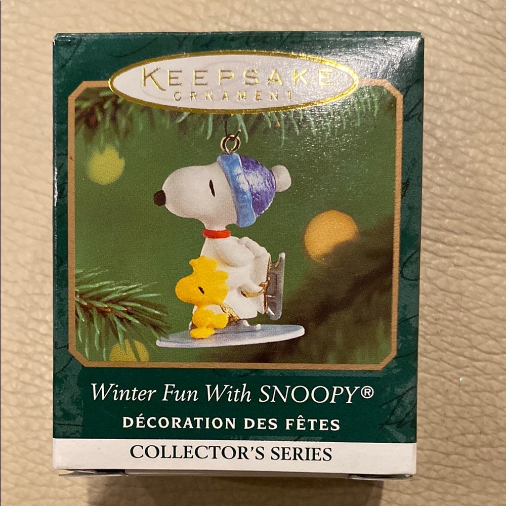 Keepsake Snoopy Winter Fun Ornament 2001